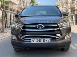 TOYOTA INNOVA 2019